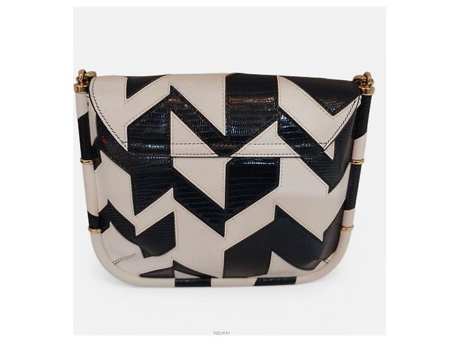 Salvatore Ferragamo Gold Chain Short Shoulder Bag White - view 2