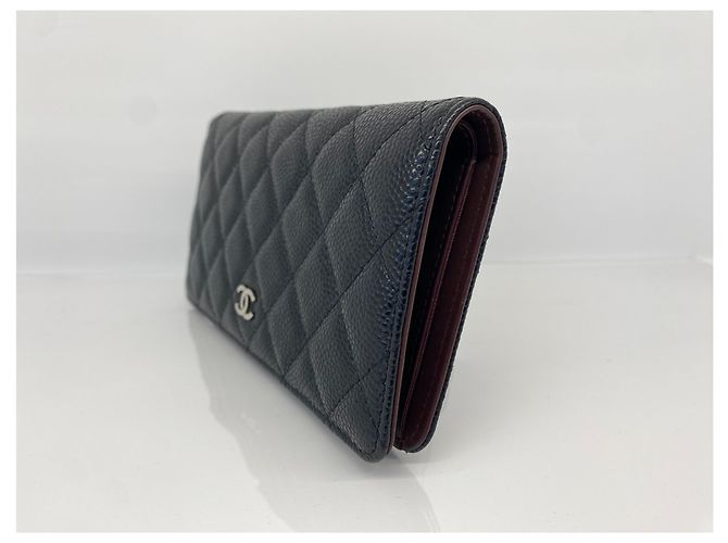 Chanel Langer Geldbeutel in Silberton Caviar Flap Weiß - Ansicht 4