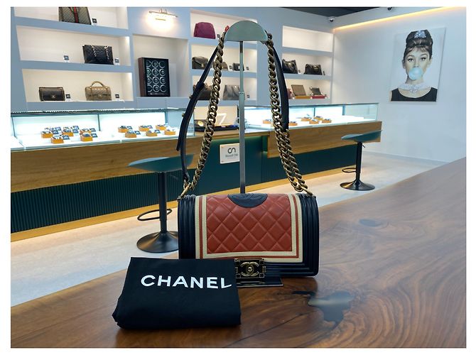 Chanel Borsa Boy in agnello arancione - Serie Point Nero - vista 15