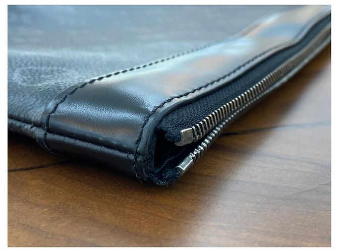 Louis Vuitton Clutch Discovery Monogram Eclipse Preto - vista 12