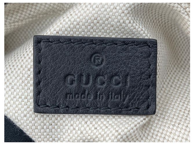 Gucci Borsa a spalla hobo Attash piccola nera Nero - vista 12