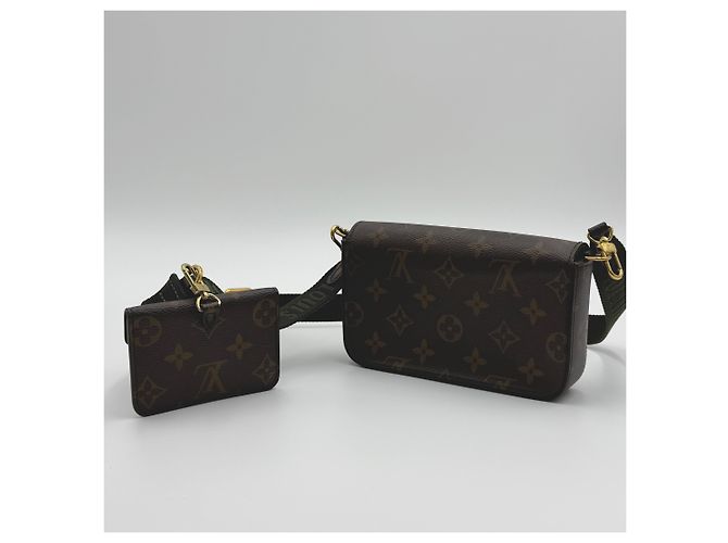 Louis Vuitton Pochette Strap and Go Mini Borsa a Spalla Marrone - vista 7