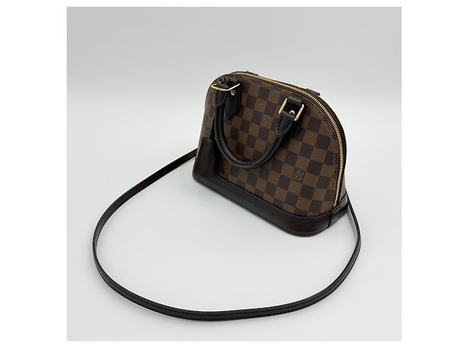 Louis Vuitton Borsa a mano Alma BB in Damier Ébène con manico superiore e tracolla Marrone - vista 2