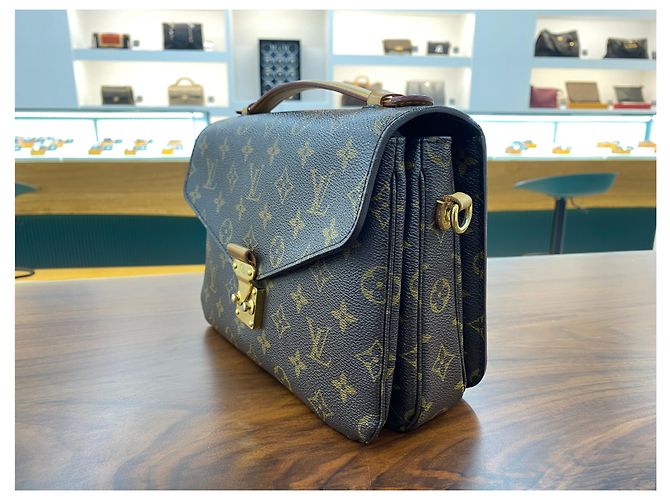 Louis Vuitton Borsa a Spalla Pochette Metis Monogram Marrone - vista 4
