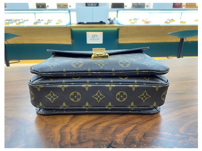 Louis Vuitton Borsa a Spalla Pochette Metis Monogram Marrone - vista 8