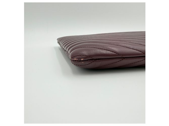 Saint Laurent Clutch Grande Matelassé Monogramma Nero e Oro Rosso - vista 7