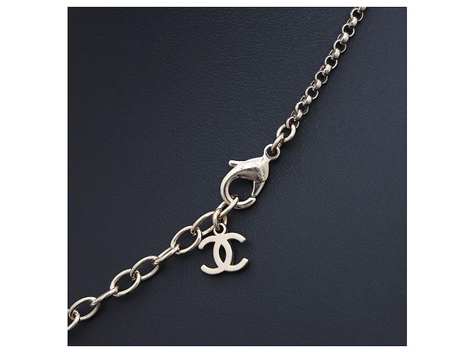 Chanel Collana in catena dorata per donne con logo CC bianco placcato oro - vista 7