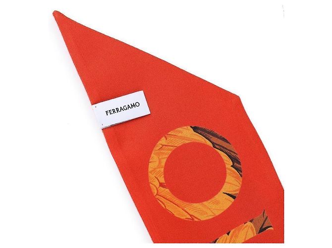 Salvatore Ferragamo Bandana in Seta Stampata Ferret La Prima Rosso - vista 8