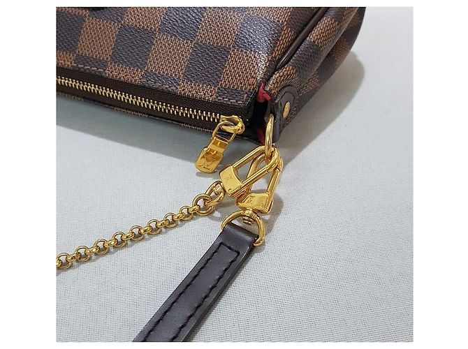 Louis Vuitton Clutch Damier Eva Marrone - vista 7