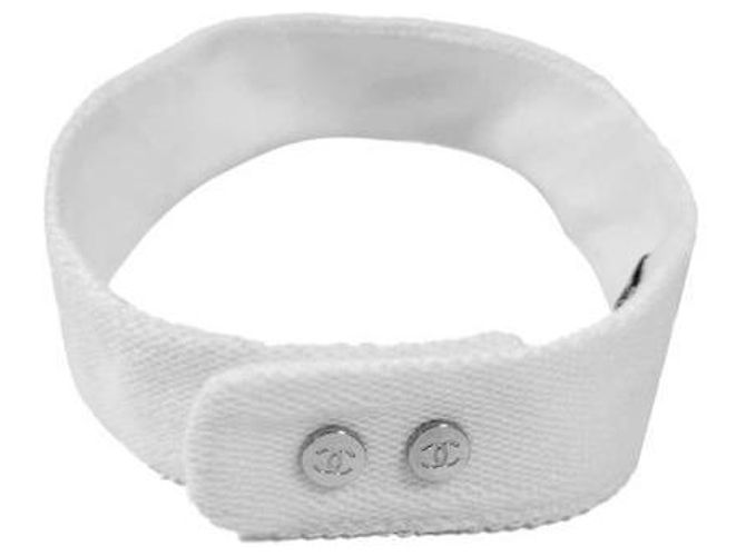 Chanel Sombrero de sol de algodón blanco con logo CC Coco para mujeres - vista 5