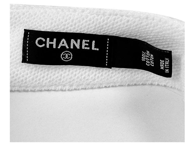 Chanel Sombrero de sol de algodón blanco con logo CC Coco para mujeres - vista 9