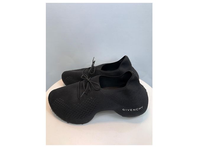 Schwarze Strick-Sneaker von Givenchy - Ansicht 5