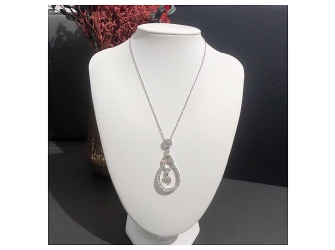 Boucheron Platin Diamant Halskette Wassertropfen Form 2.07 ct Silber - Ansicht 5