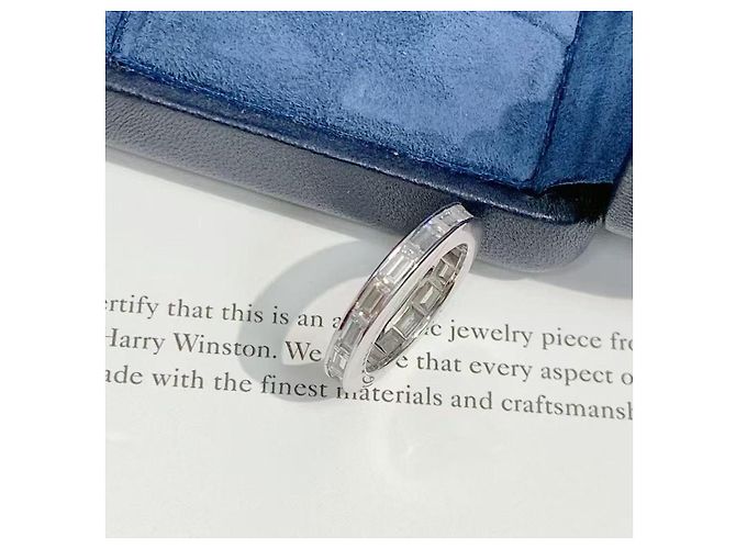 Harry Winston Ring mit Smaragdschliff Diamant Silber - Ansicht 3