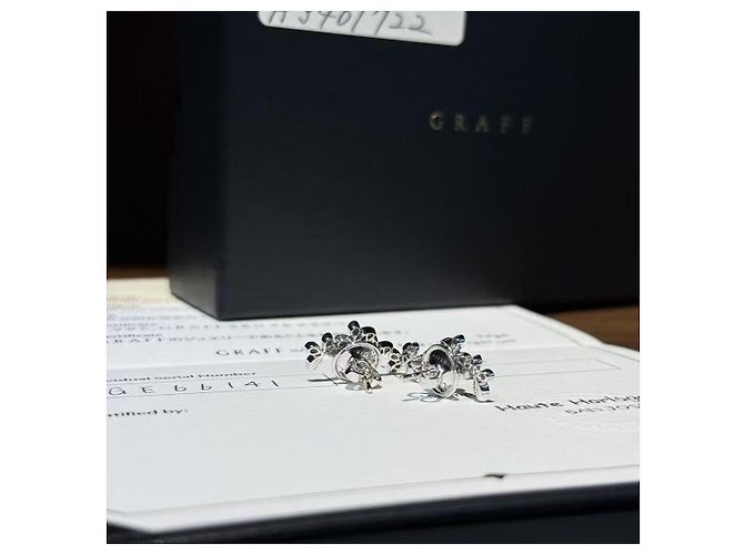 Orecchini Graff quattro farfalle in diamante e platino Argento - vista 8