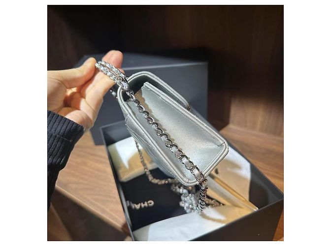 Chanel 23P Kelly Small Handtasche Lammleder Silber - Ansicht 3