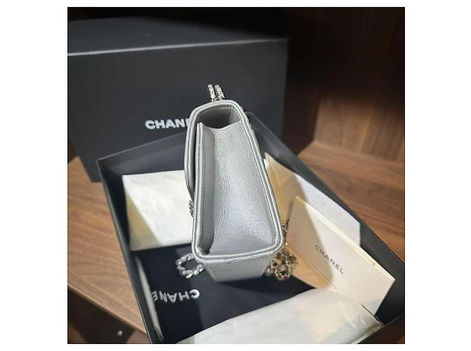 Chanel 23P Kelly Small Handtasche Lammleder Silber - Ansicht 6
