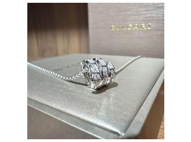 Bulgari Collana Bvlgari Serpenti Viper in oro bianco 18K e diamanti a tre fili Argento - vista 3