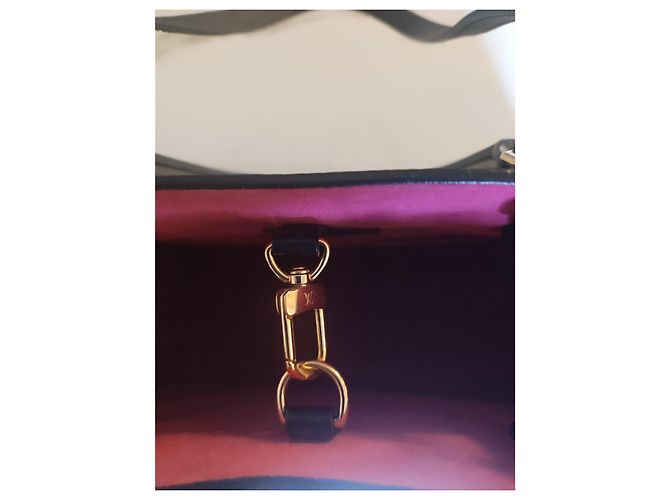 Borsa Louis Vuitton OnTheGo MM Pelle Epi Nera Nero - vista 4