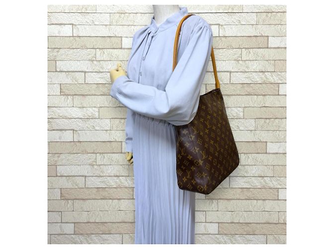 Louis Vuitton Looping GM Monogram Schultertasche Braun - Ansicht 2