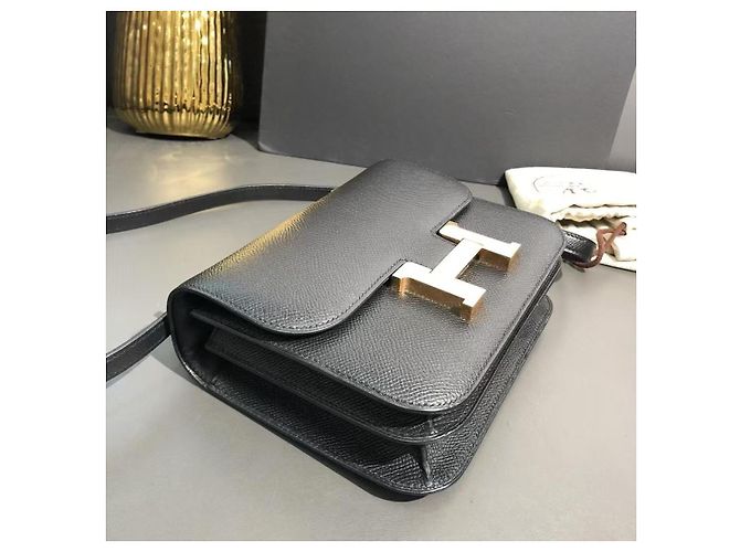 Reloj Hermès Constance 19 Cuero Epsom Negro y Dorado - vista 3