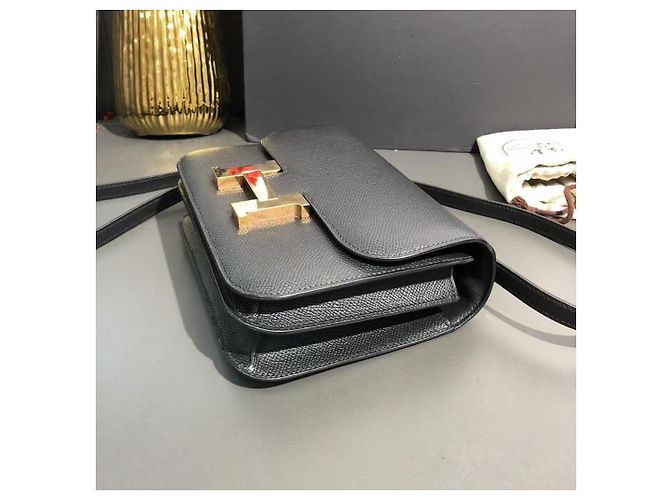Reloj Hermès Constance 19 Cuero Epsom Negro y Dorado - vista 6