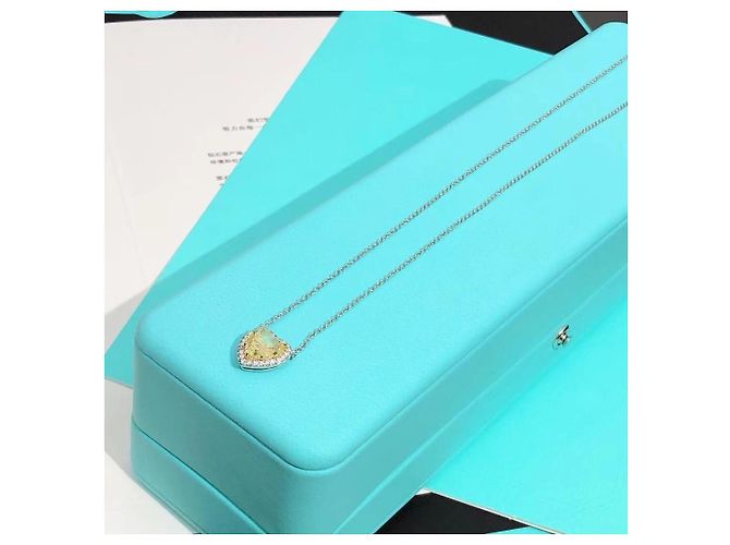 Collana Tiffany & Co con diamante giallo a cuore da 2 carati - vista 2
