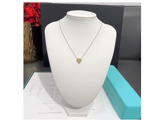 Collana Tiffany & Co con diamante giallo a cuore da 2 carati - vista 3