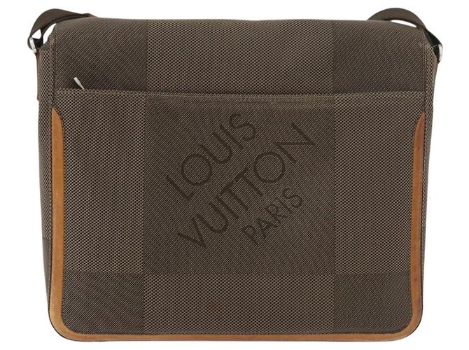 LOUIS VUITTON Borsa a Spalla Messaggero Damier Geant Tail M93030 LV Auth 176308 - vista 2