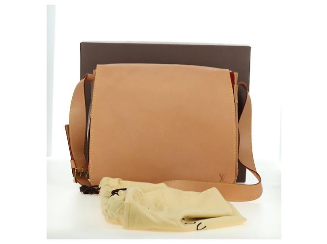 LOUIS VUITTON Bolsa de Hombro Nomad SPO Abbesses Beige LV Auth 176029SAV - vista 12