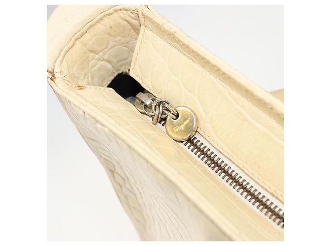 Borsa a Spalla Gancini in Pelle Beige Oro Salvatore Ferragamo Auth ka4133 - vista 18