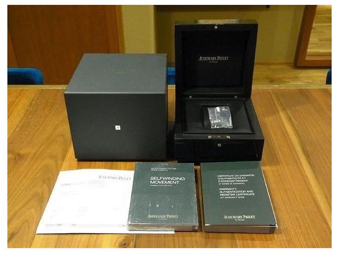 AUDEMARS PIGUET Royal Oak Automatico 41 MM quadrante argento 15400ST Uomo - vista 16