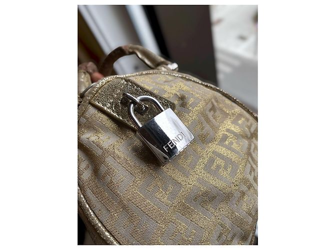 Fendi Borsa Boston Bauletto Mini Zucchino Forever D'oro - vista 6