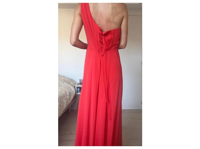 Autre Marque Belma Tvico Rotes Maxikleid mit Einem Schulterträger - Ansicht 3