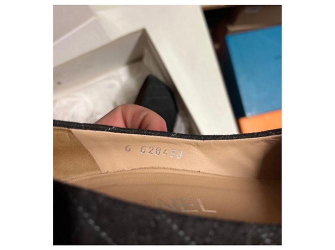 Chanel Pumps aus grauem Textil, Größe 38, gebraucht - Ansicht 7