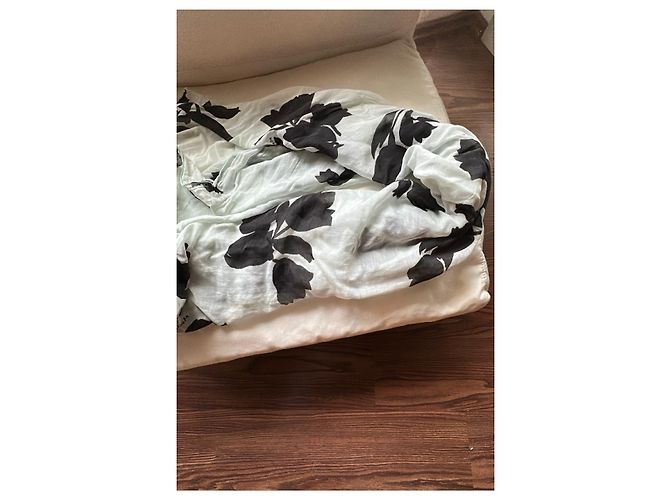 Autre Marque Foulard Manila Grace in cotone con stampa floreale nero e azzurro Bianco - vista 10
