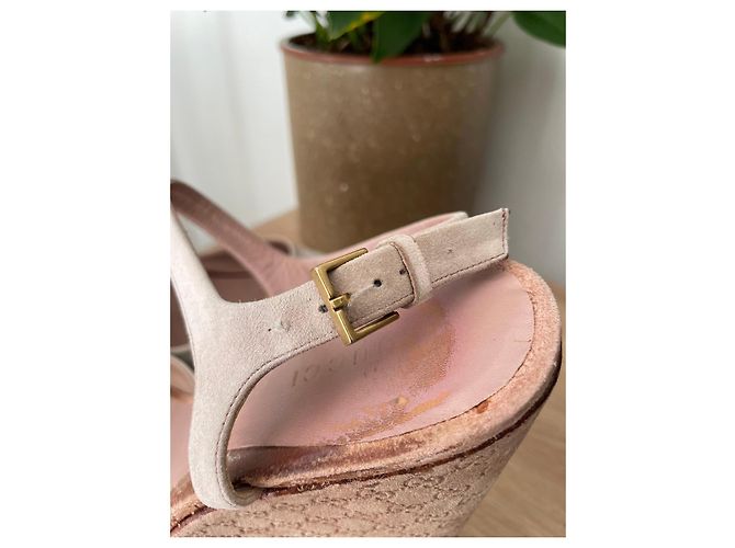 Sandali con zeppa in suede beige di Gucci - vista 6