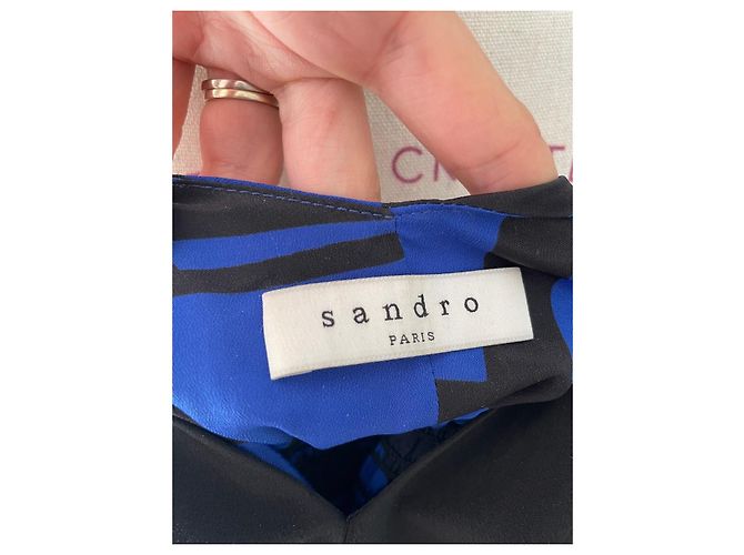 Abito Sandro blu e nero con stampa grafica - vista 10