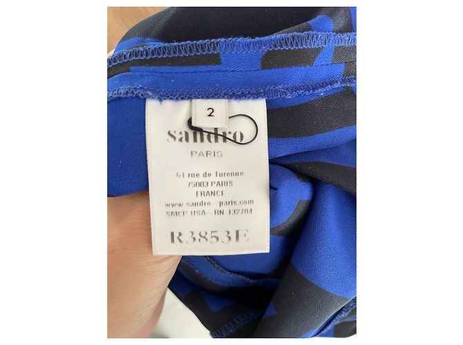 Abito Sandro blu e nero con stampa grafica - vista 9