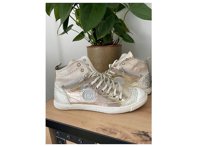 Sneakers alte Pataugas dorate Bianco D'oro - vista 5