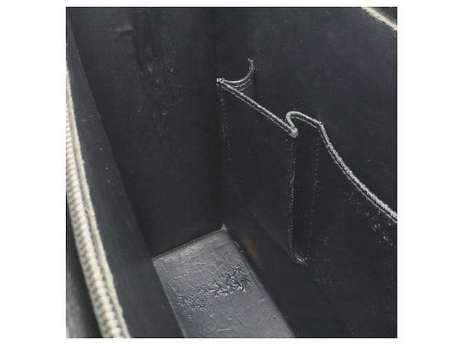 Bolso Louis Vuitton Taiga Port Document Rosan Gris - vista 8