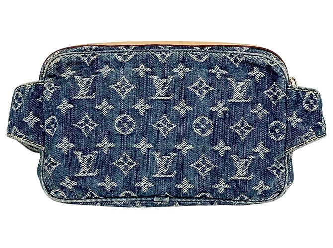 Bumbag in denim Monogram Louis Vuitton Blu - vista 3