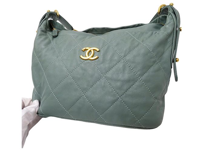 Bolso de cuero acolchado verde Chanel - vista 10