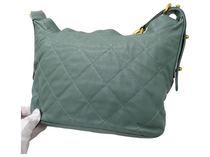 Bolso de cuero acolchado verde Chanel - vista 11