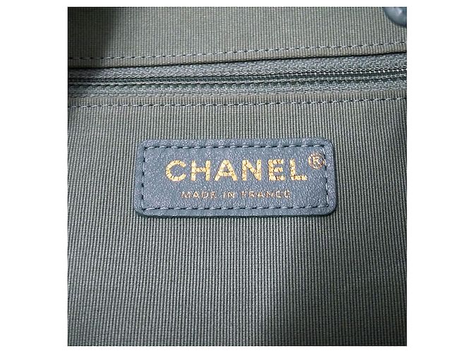 Bolso de cuero acolchado verde Chanel - vista 6