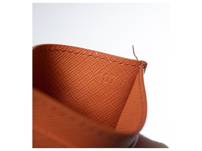 Prada, tarjetero de cuero saffiano en naranja - vista 4