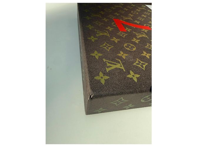 Monogramm Jigsaw-Puzzle Louis Vuitton Virgil Abloh SS 2022 in der Box Braun Rot - Ansicht 6