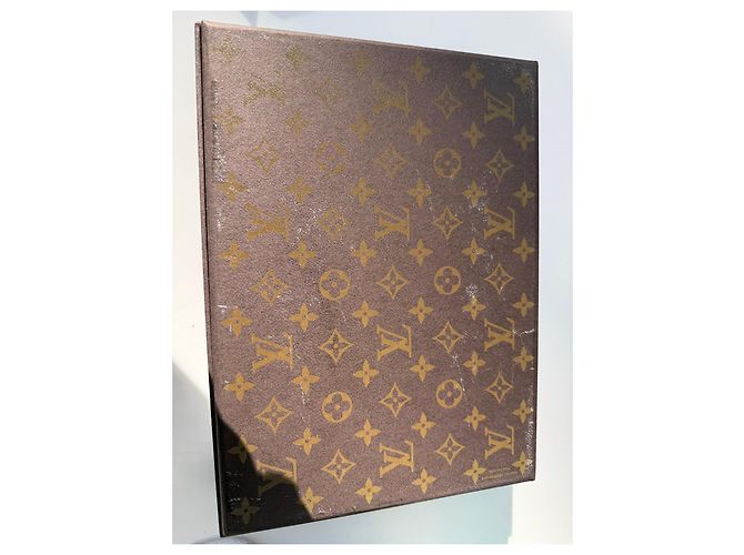 Monogramm Jigsaw-Puzzle Louis Vuitton Virgil Abloh SS 2022 in der Box Braun Rot - Ansicht 7