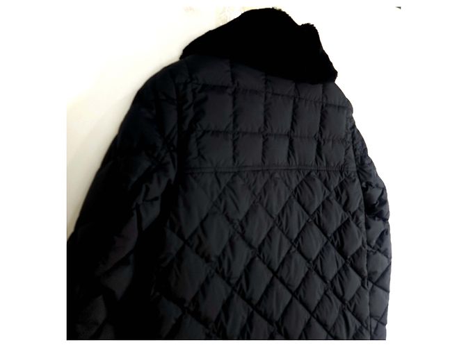Moncler Jaqueta curta de down com cinto e acabamento em pele de Sania Preto - vista 6