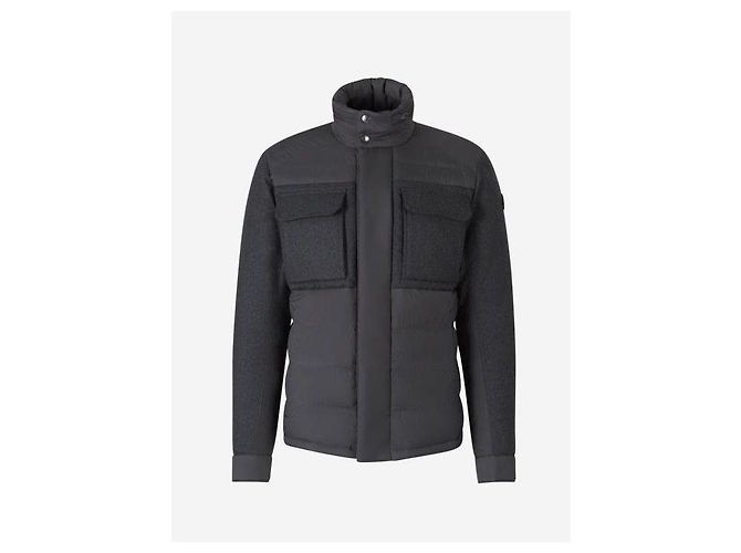 Moncler Vallanta Short Down Jacket Black - view 2